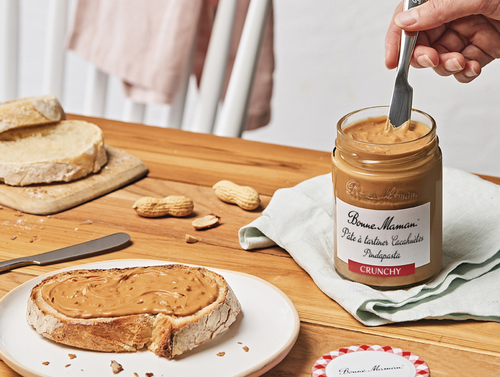 Pâte à tartiner cacahuète avec morceaux et son tartineur en métal - Bonne Maman BE - 3