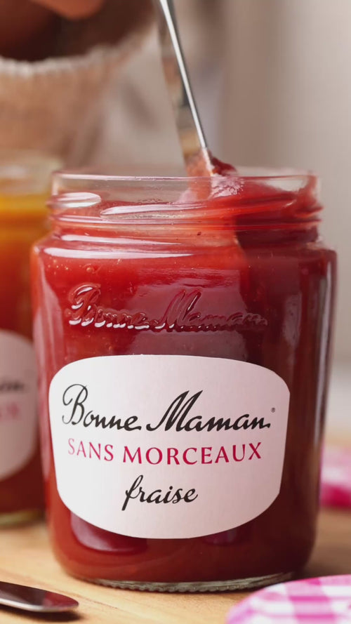 Confiture de Fraise SANS MORCEAUX et son tartineur - Bonne Maman BE - 3